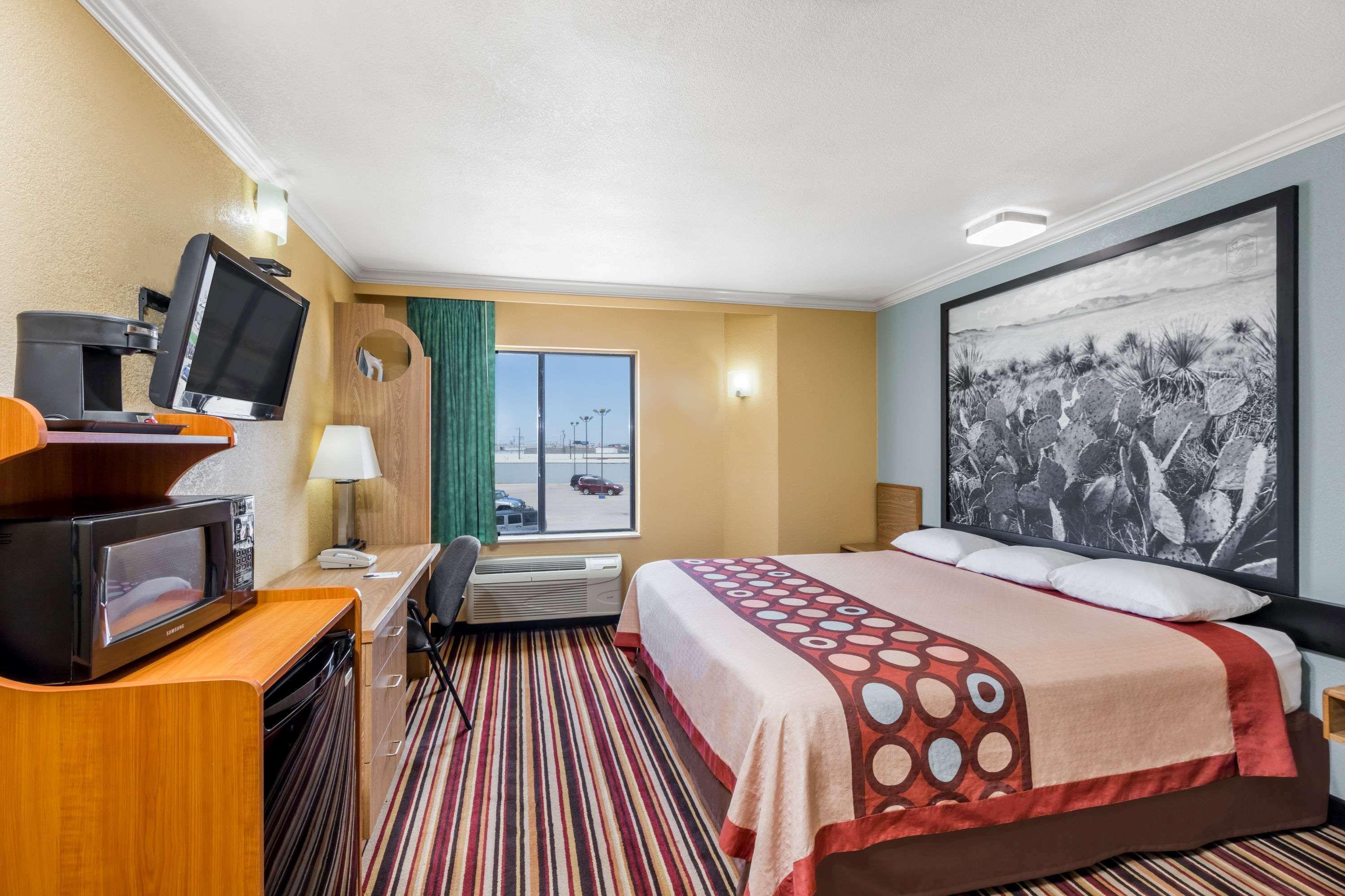 Super 8 By Wyndham Midland Motel Ngoại thất bức ảnh