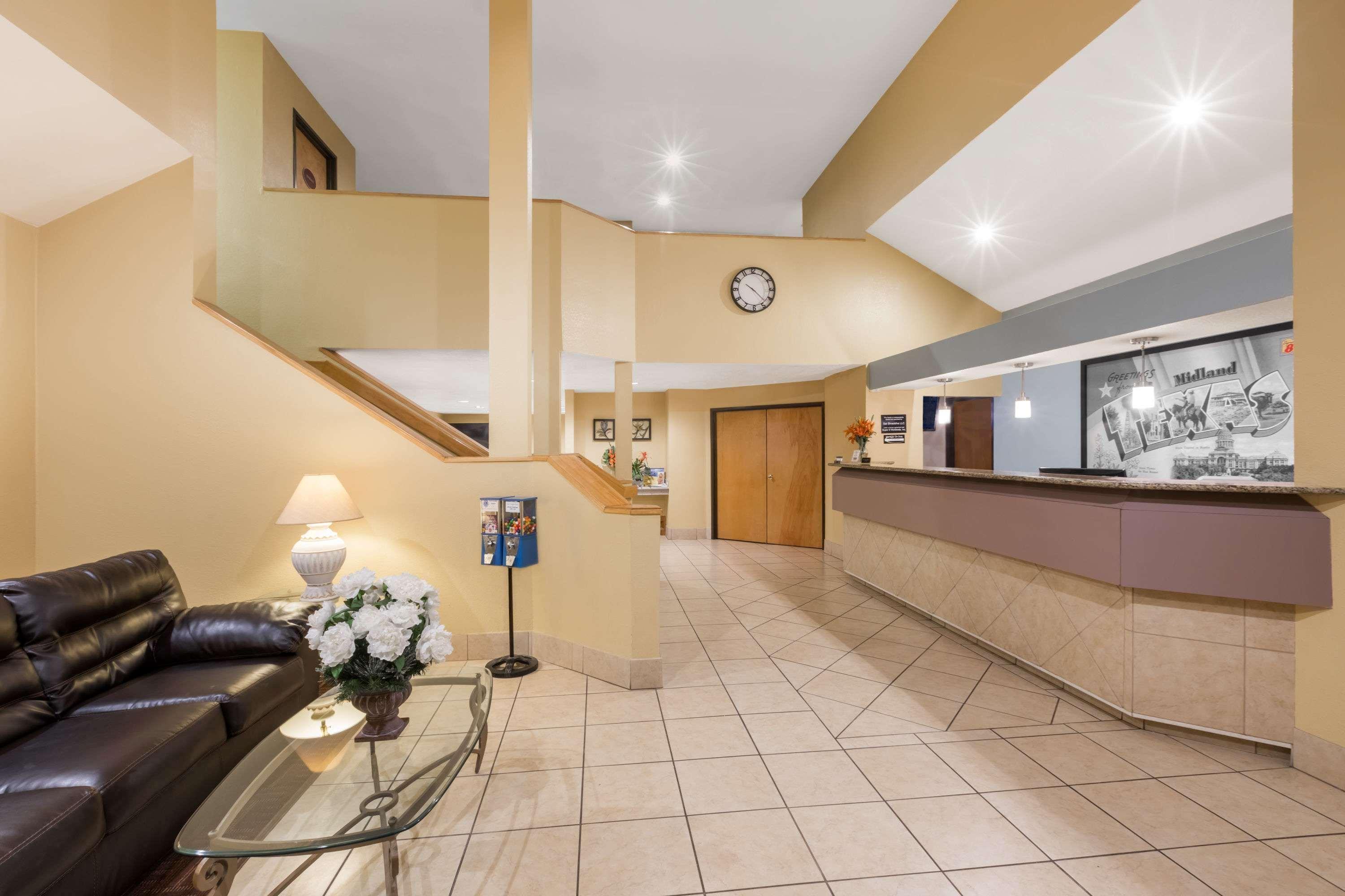 Super 8 By Wyndham Midland Motel Ngoại thất bức ảnh