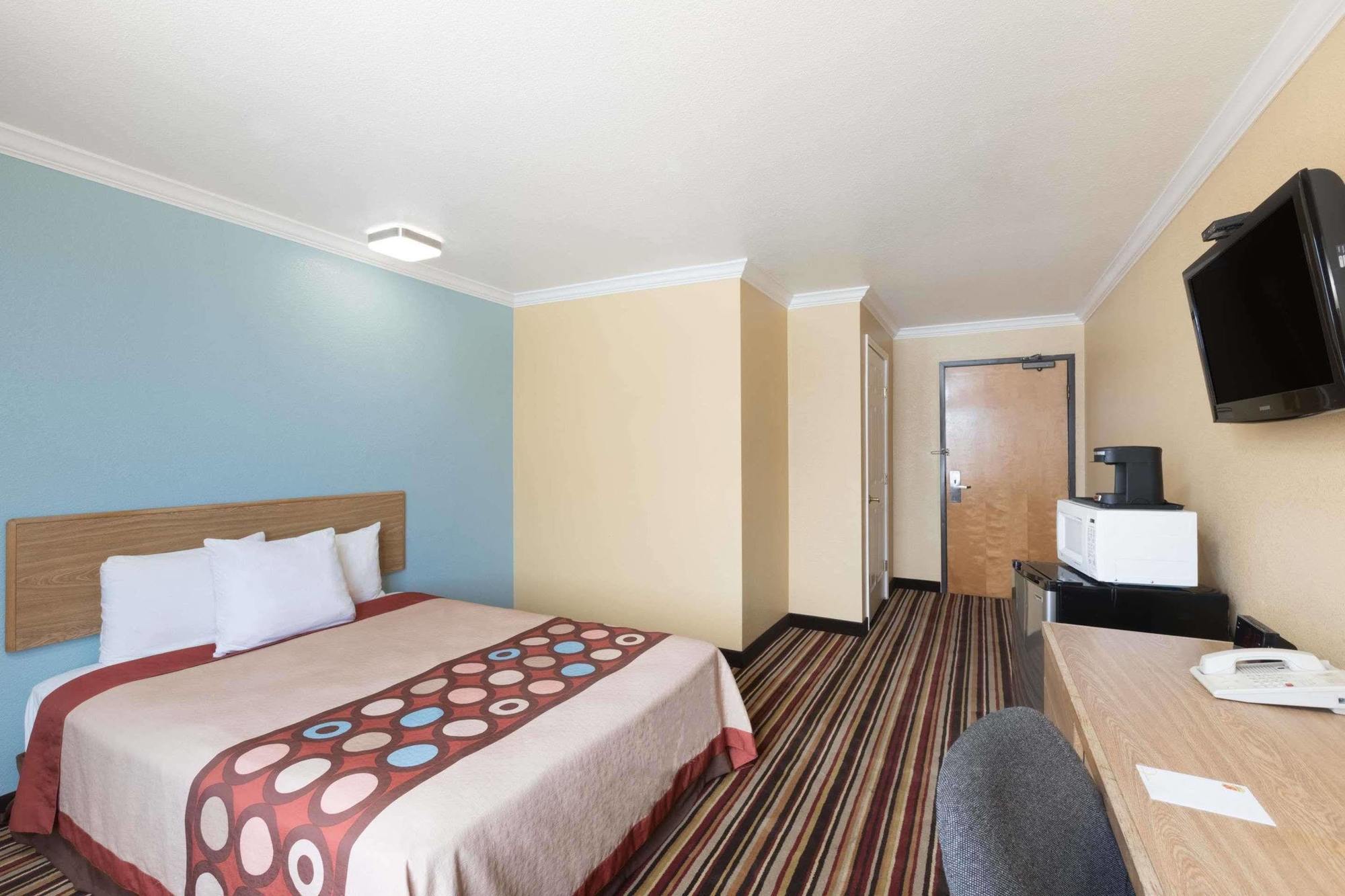 Super 8 By Wyndham Midland Motel Ngoại thất bức ảnh